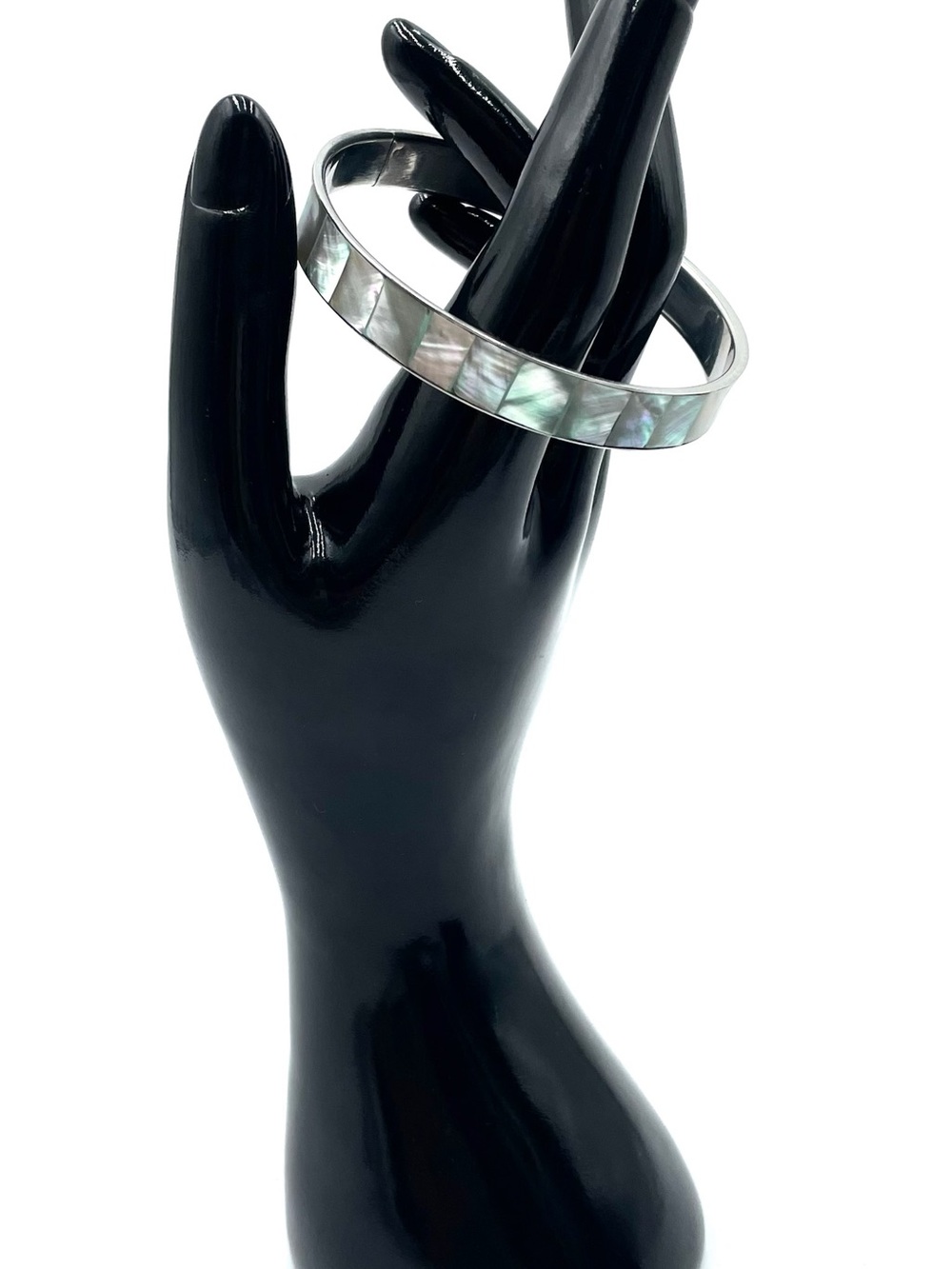 Iridescent Mother-of-Pearl Inlay Bangle Bracelet - White/Gray